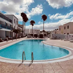 https://lovely-one-bedroom-ground-floor-apartment-puerto-del-carmen.puertodelcarmen-hotels.org