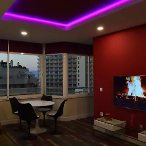 https://diamond-torremolinos.hotelsinnerja.org